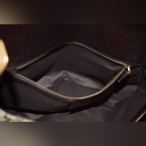 Gucci Beige Monogram Canvas Horsebit Shoulder Bag - Picture 15 of 16